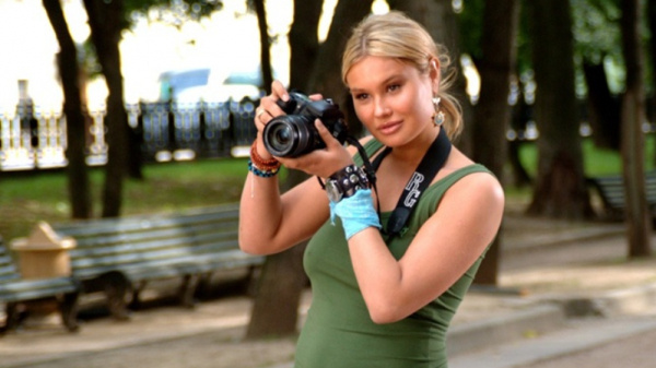    В 2019 году Анастасия получила высшее кинематографическое образование после девяти лет учебы в стенах ВГИКа и Нью-Йоркской киноакадемии