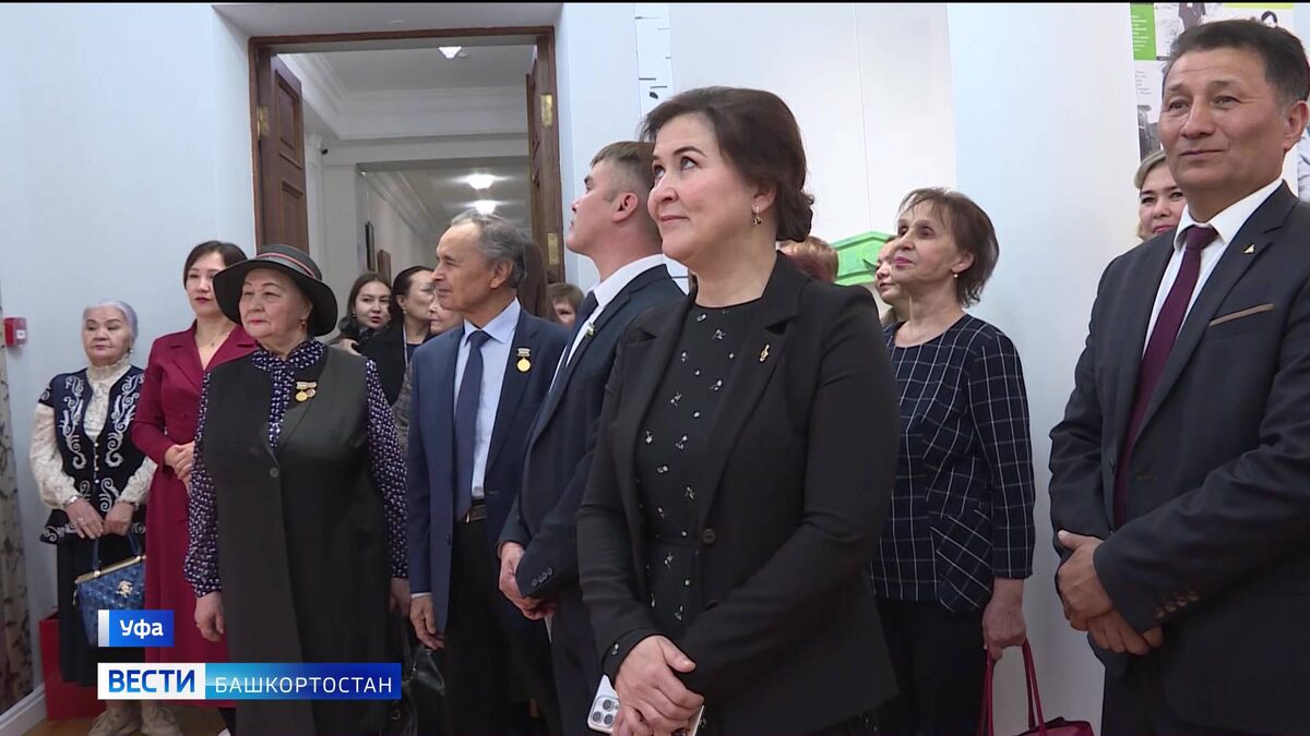    В Уфе в Нацмузее РБ открылась выставка, посвященная 105-летию со дня рождения Мустая Карима