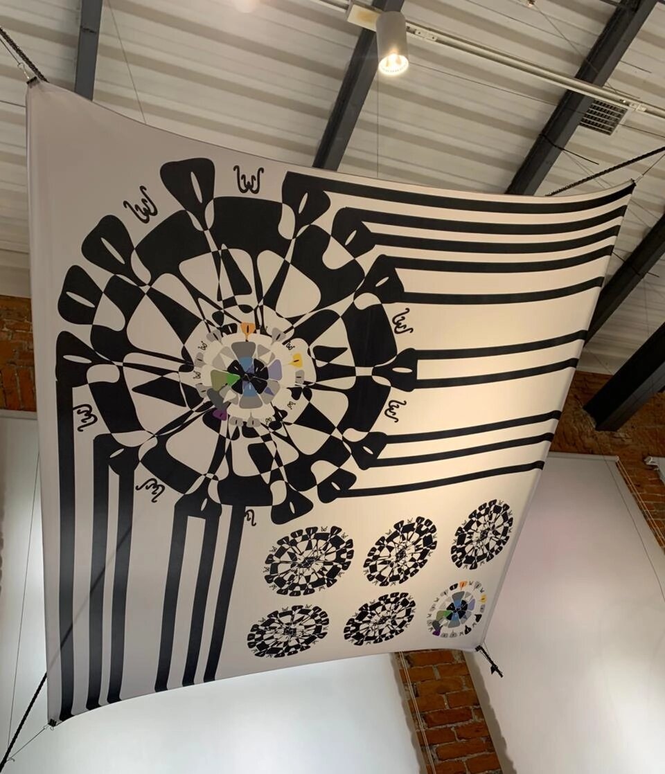    Фото с открытия выставки «Красота в квадрате» /Платки SuzieMFashionLAB& EtnomodaArtCommuniy Фото: Из личного архива/ Сусанна Макерова