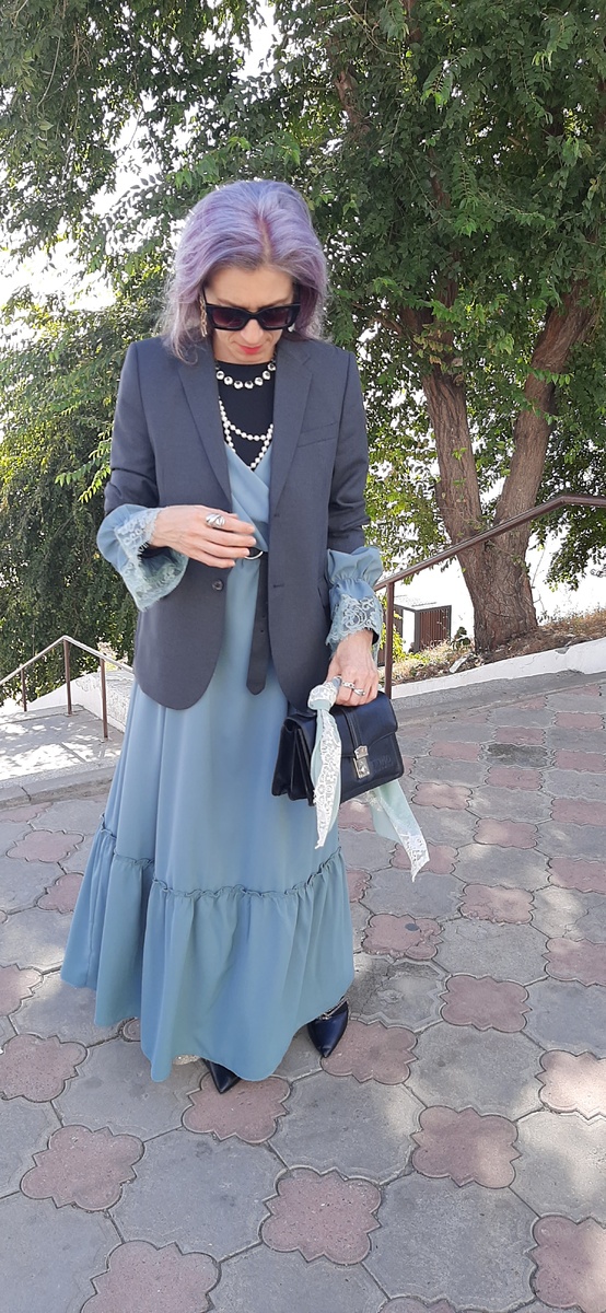 Набережная Космонавтов на реке Волга.