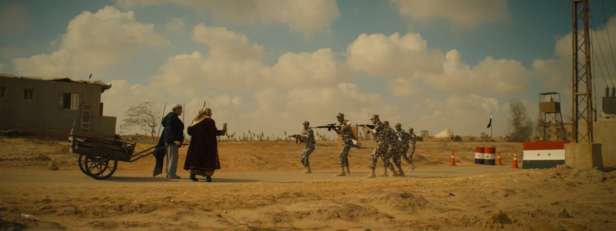 Кадр из фильма "Рай под ногами матерей"