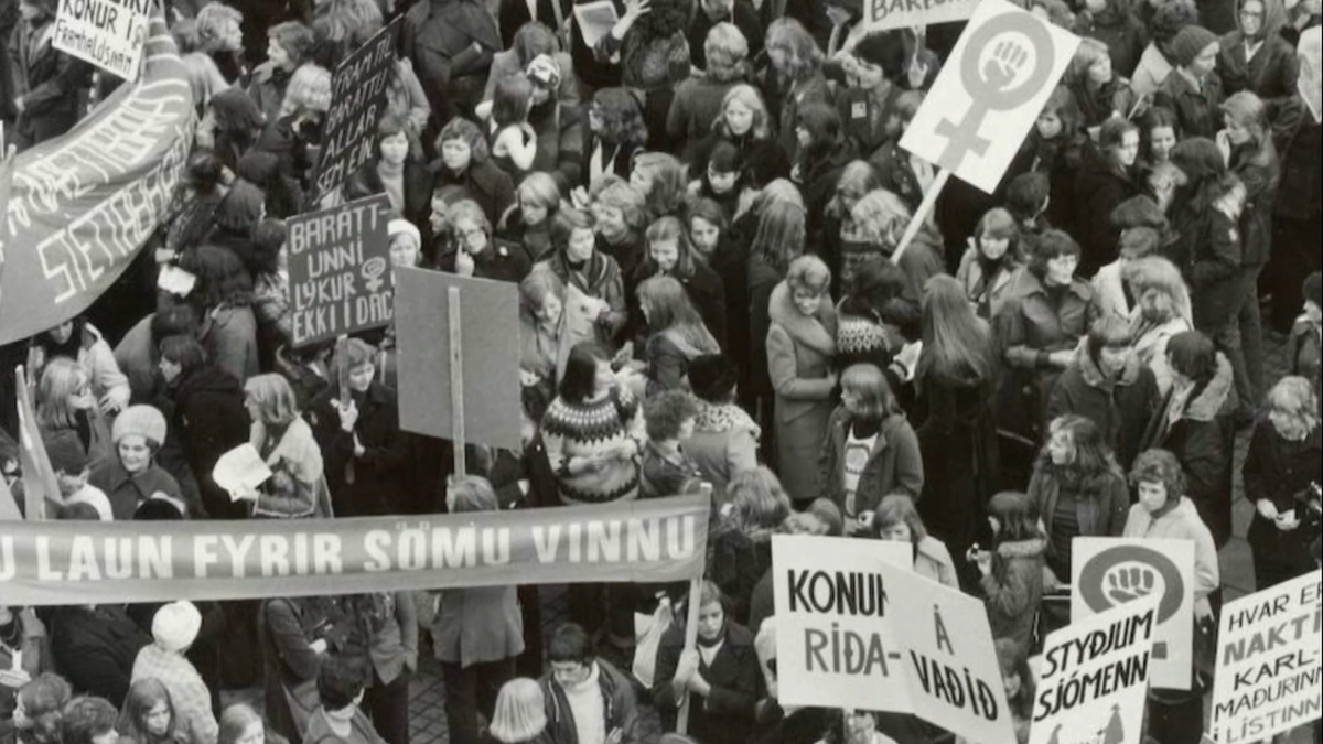 Скриншот из видео