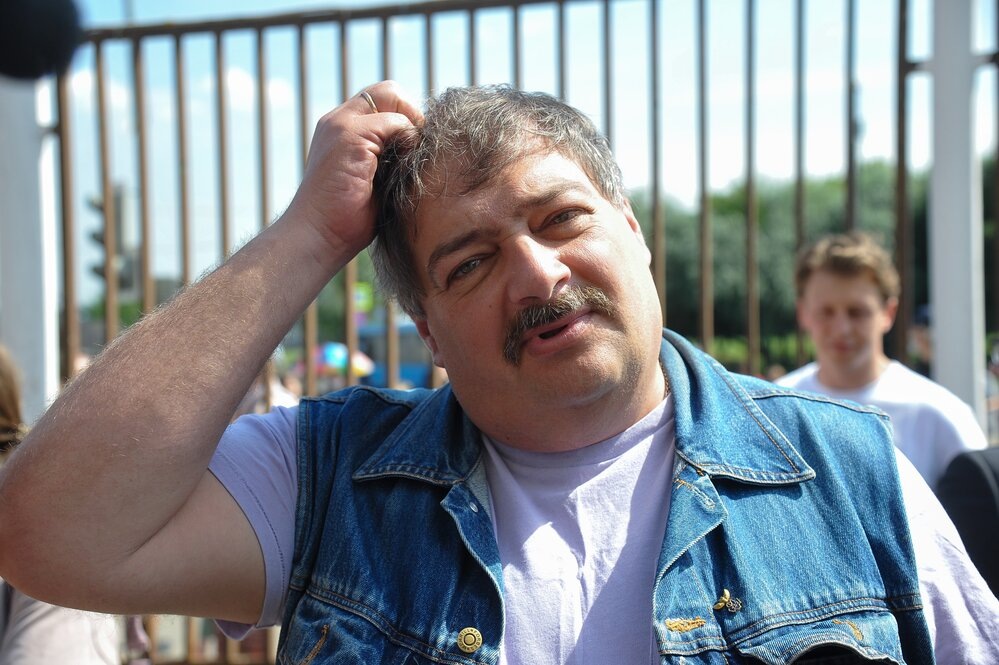    Дмитрий Быков* до отъезда из России. ФОТО: Авилов Александр/АГН "Москва"