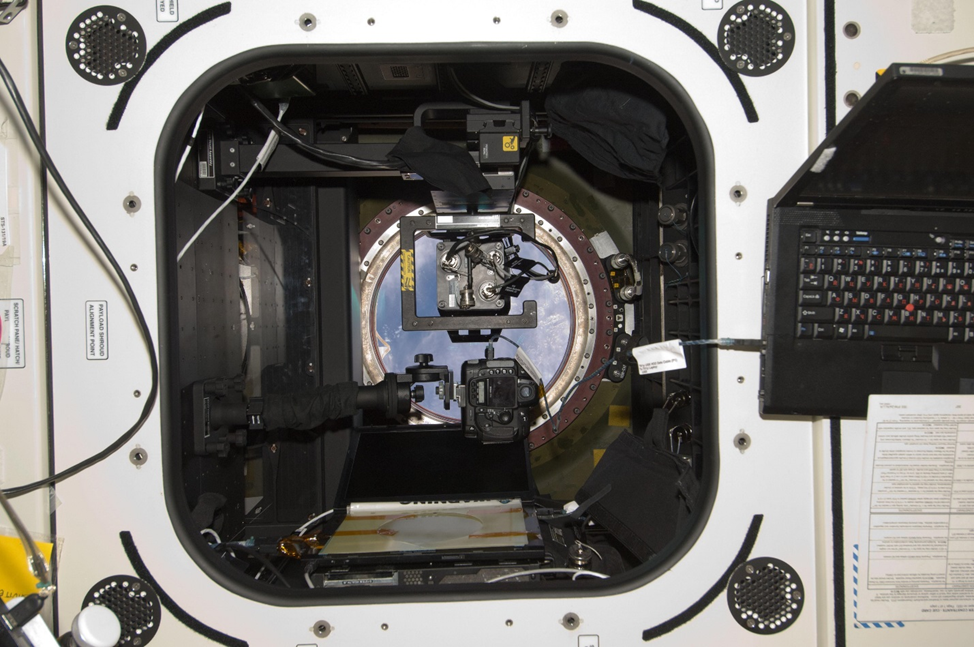 Оборудование эксперимента EarthKAM в стойке WORF. Фото: nasa.blog.com