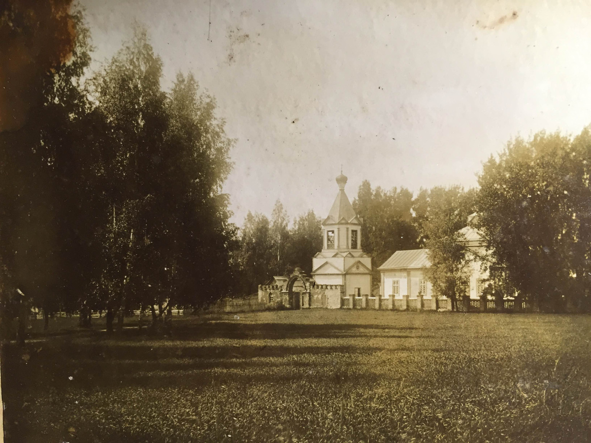 Предположительно это церковь в с. Еменец 