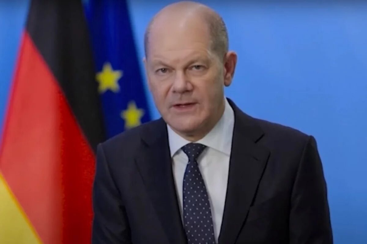    Шольц заявил о работе над планом мирного решения конфликта на Украине