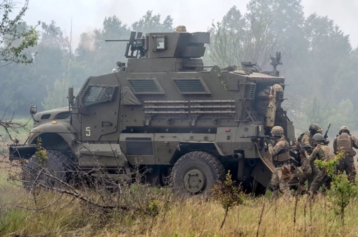    Бронеколонна ВСУ подорвалась на своем минном поле в Сумской области