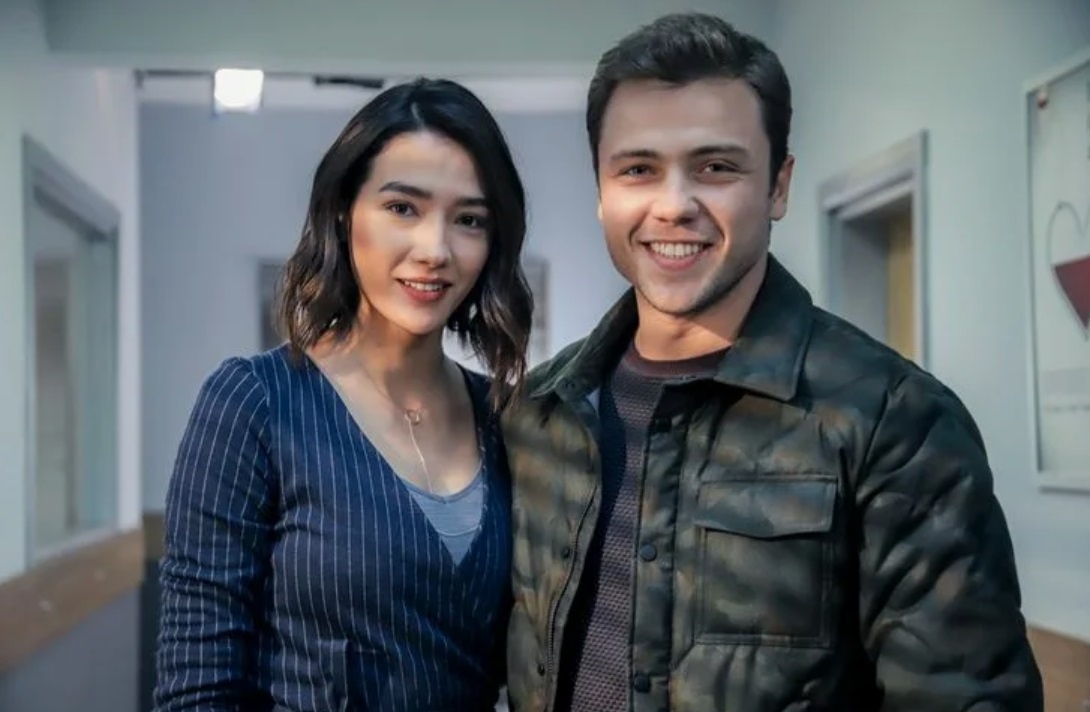 Айбюке Пусат и Толга Сарыташ