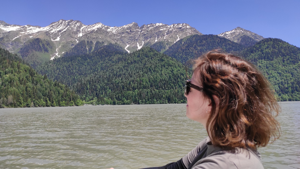 Снег в горах Абхазии ложится рано и лежит долго. Архив. Фото: Кирилл Полиенко/Polienko: путешествуем вдвоём