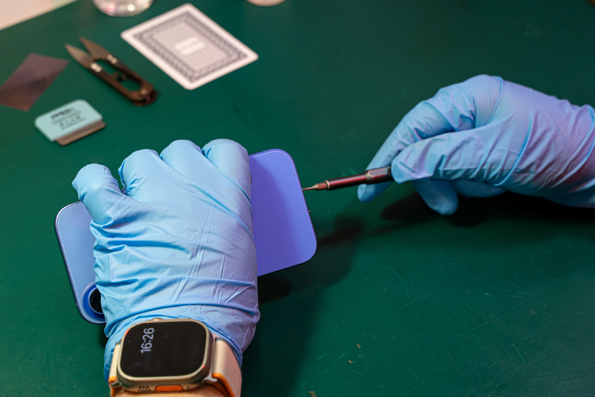 Разбор начинается с нижних винтов!