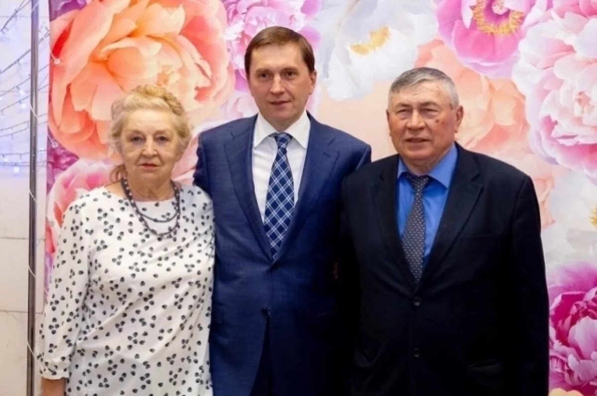    В День отца депутат Госдумы из Новосибирска Игнатов рассказал о своём папе