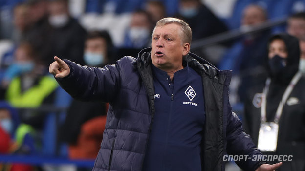    Игорь Осинькин (ФК «Крылья Советов»).Александр Федоров