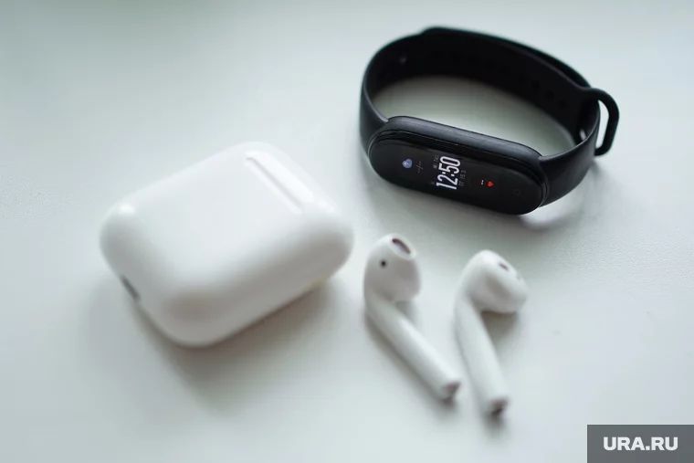 Умные браслеты позволяют отслеживать здоровье Фото: Стас Этвеш © URA.RU