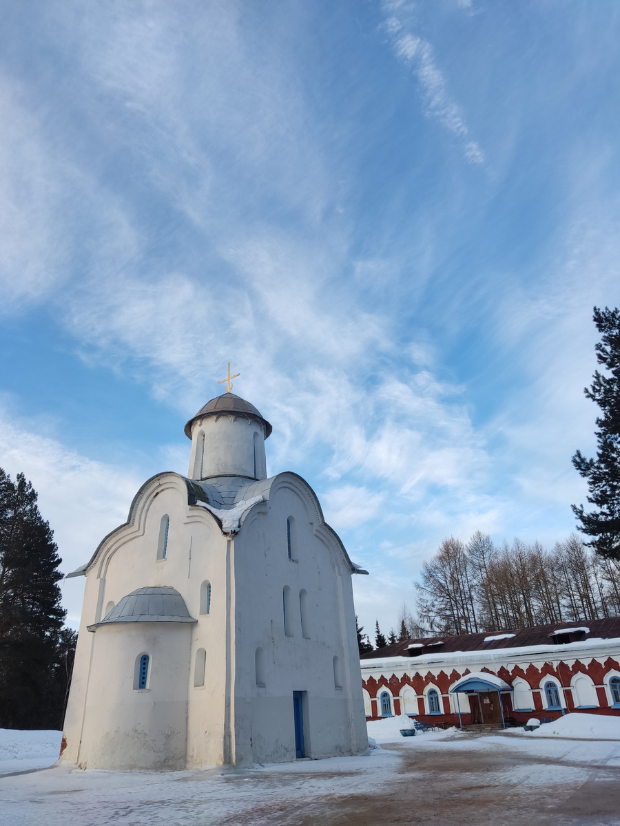 Перынский скит в Великом Новгороде