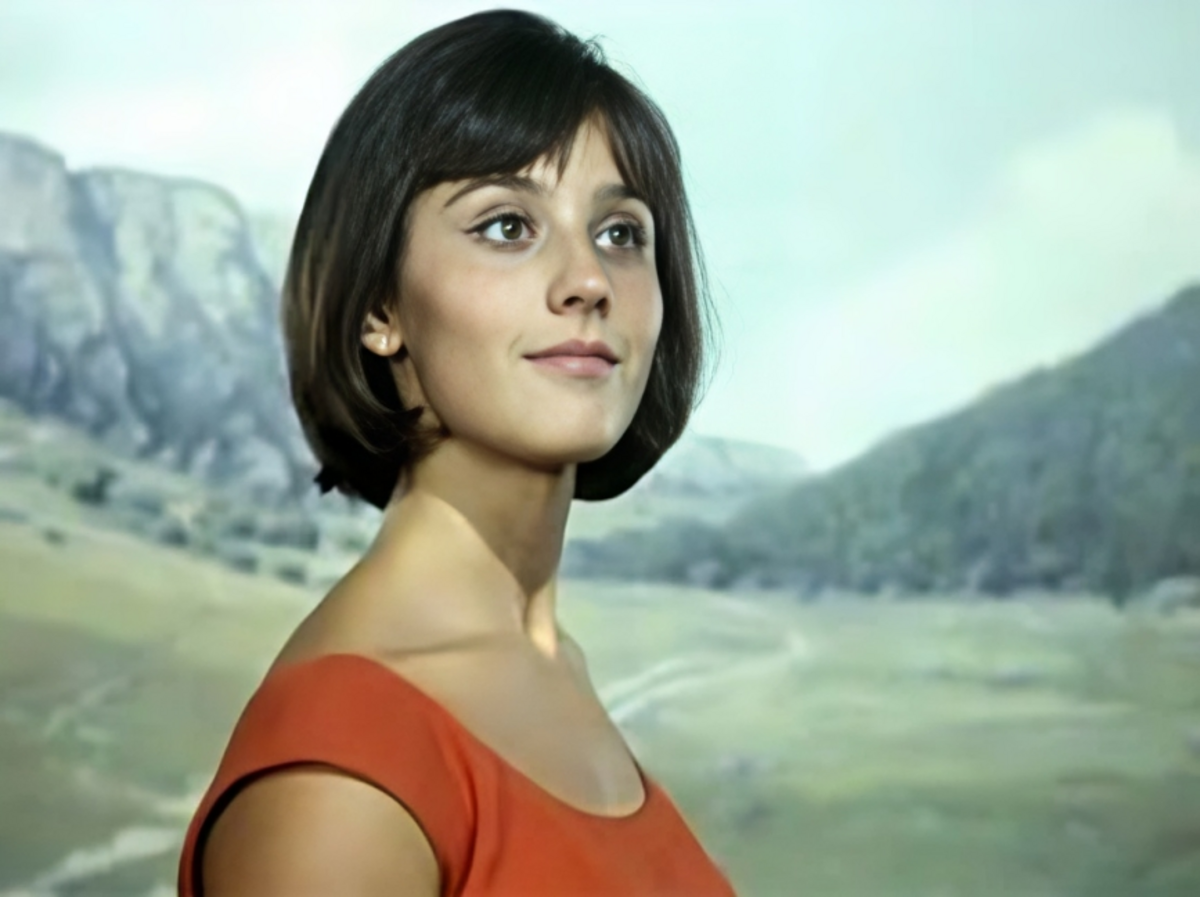 Наталья Варлей – кадр из х/ф «Кавказская пленница»