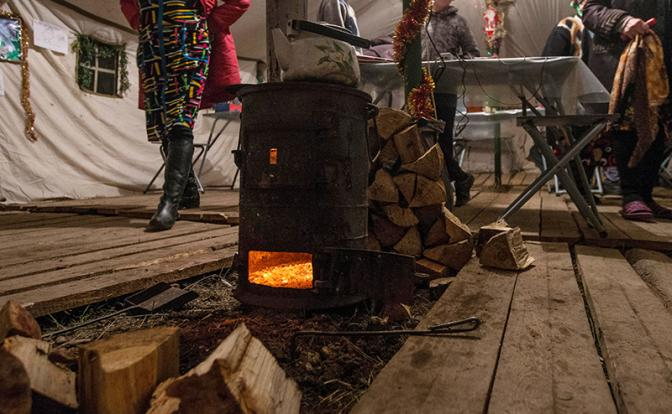 Время буржуек: чиновники советуют населению согреваться зимой самостоятельно