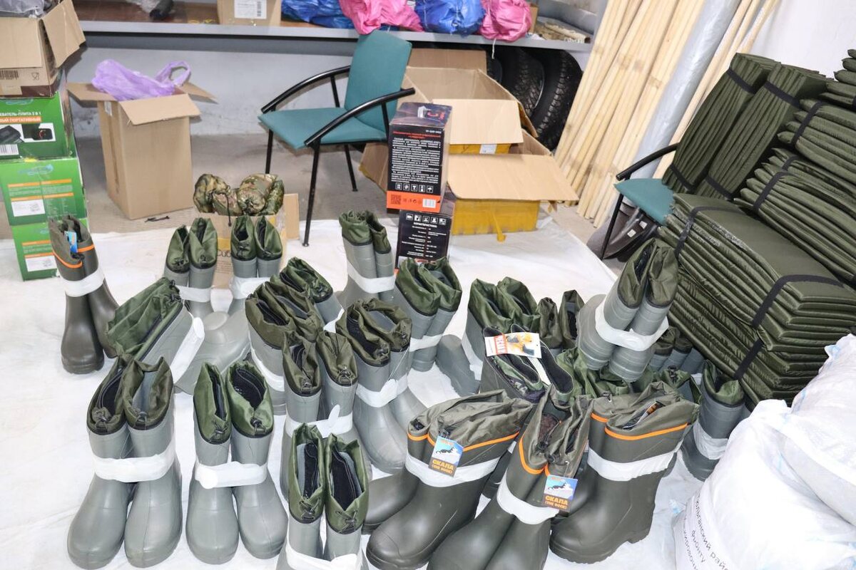  📷    Из Тюльганского района бойцам СВО отправили три автомобиля гумпомощи Кристина Просвиркина