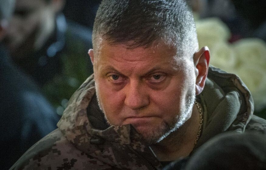    Киев изменил подход: Залужный готов отдать России территории Украины