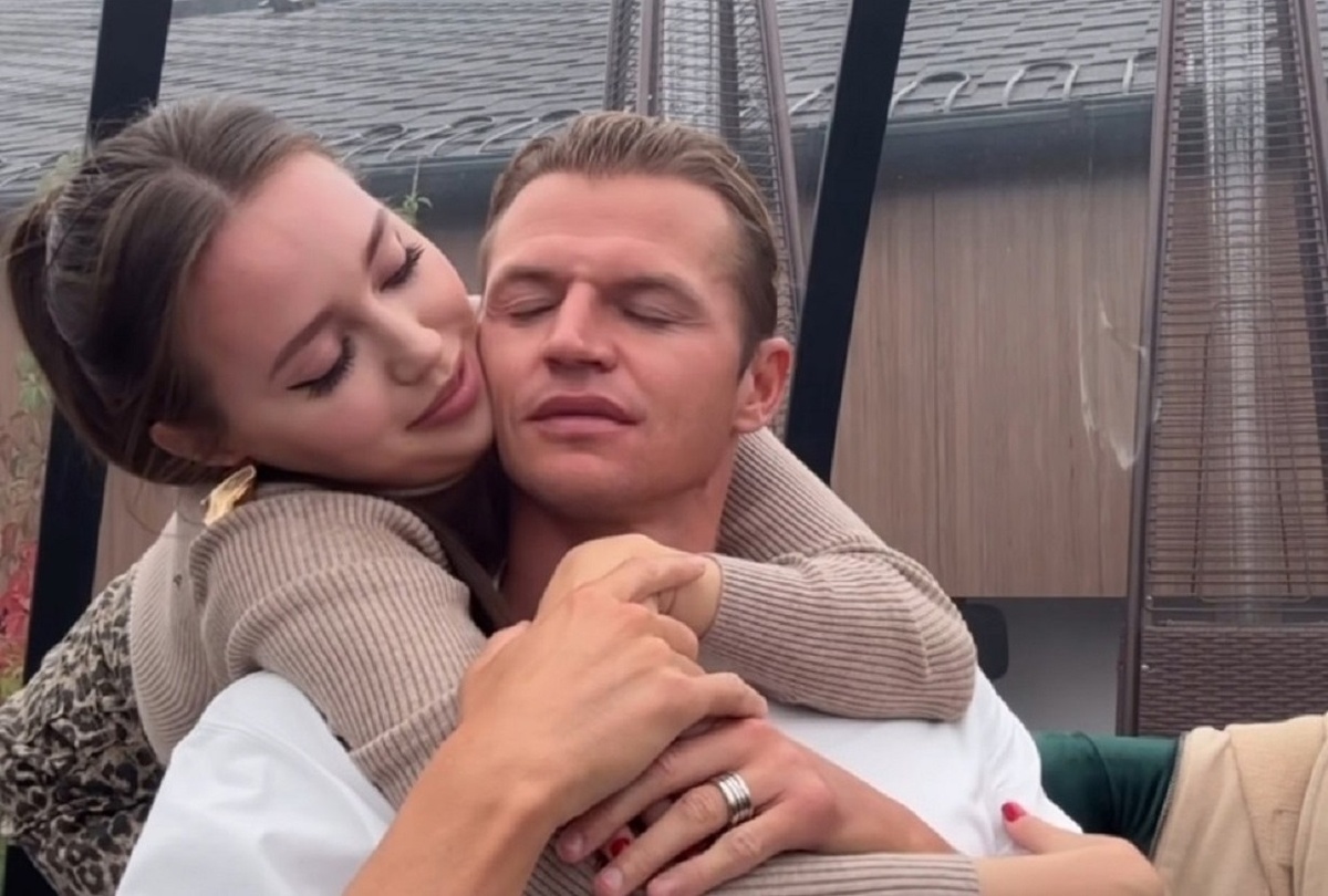 Анастасия Костенко подарила Дмитрию Тарасову четверых детей. Фото: социальные сети.