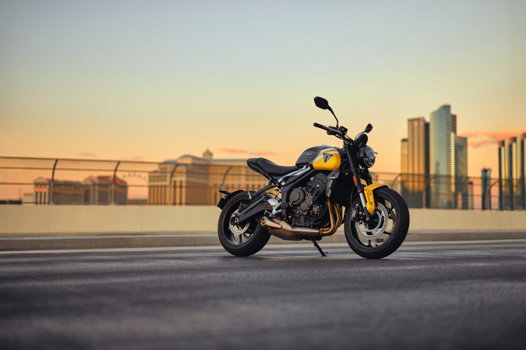 Новый Triumph Trident 660 поступит в продажу в декабре 2024 года.