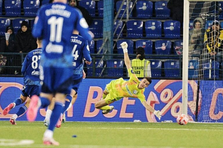    ФК «Оренбург» сыграл вничью с самарскими «Крыльями Советов» Кристина Просвиркина