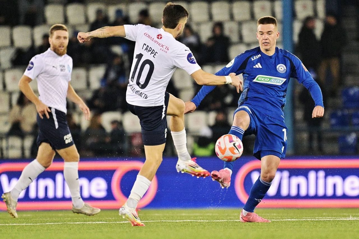  📷    ФК «Оренбург» сыграл вничью с самарскими «Крыльями Советов» Кристина Просвиркина