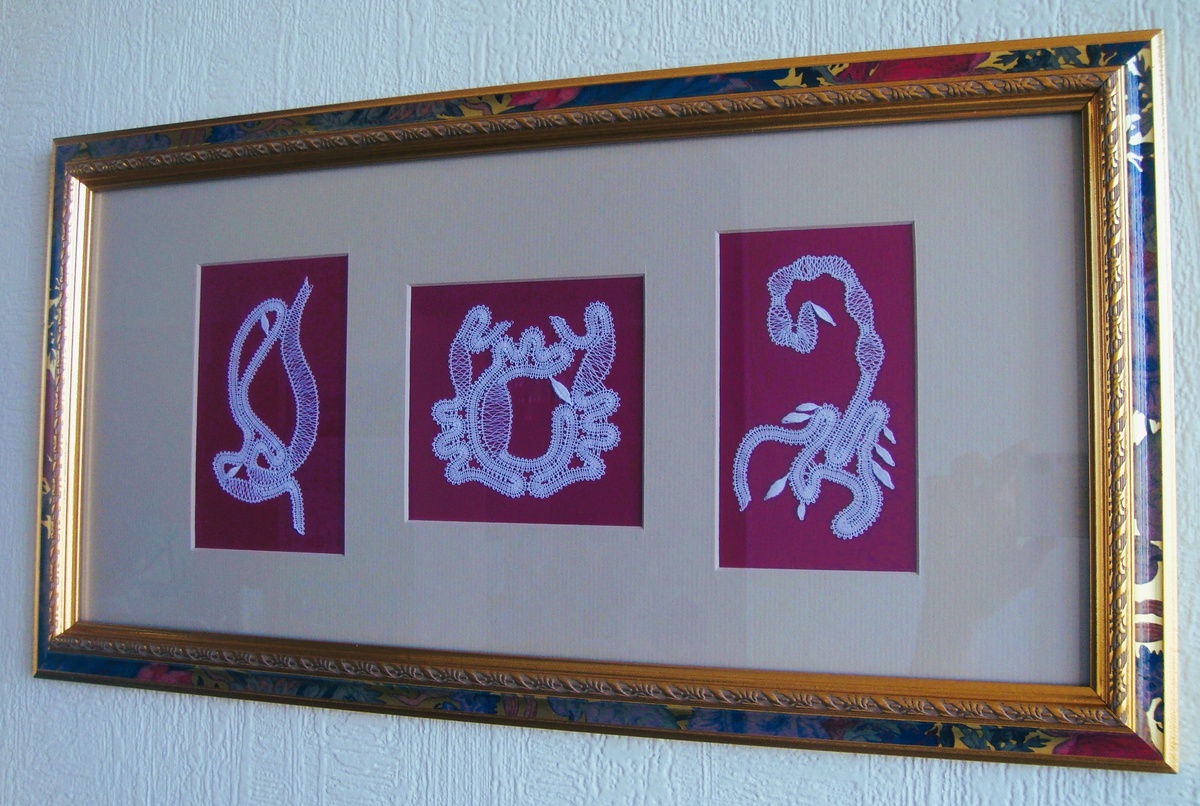 Знаки зодиака. Кружево на коклюшках. Вода