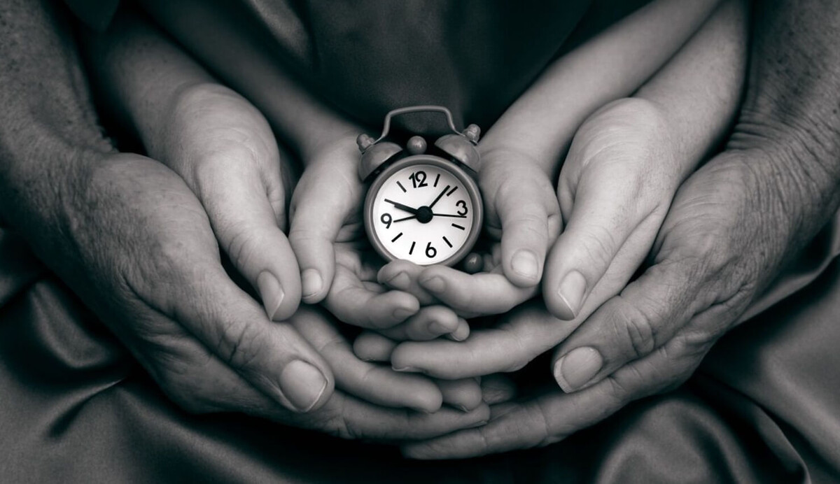    У ученых есть несколько предположений насчет того, почему с возрастом время ощущается быстрым. Источник изображения: IFL Science