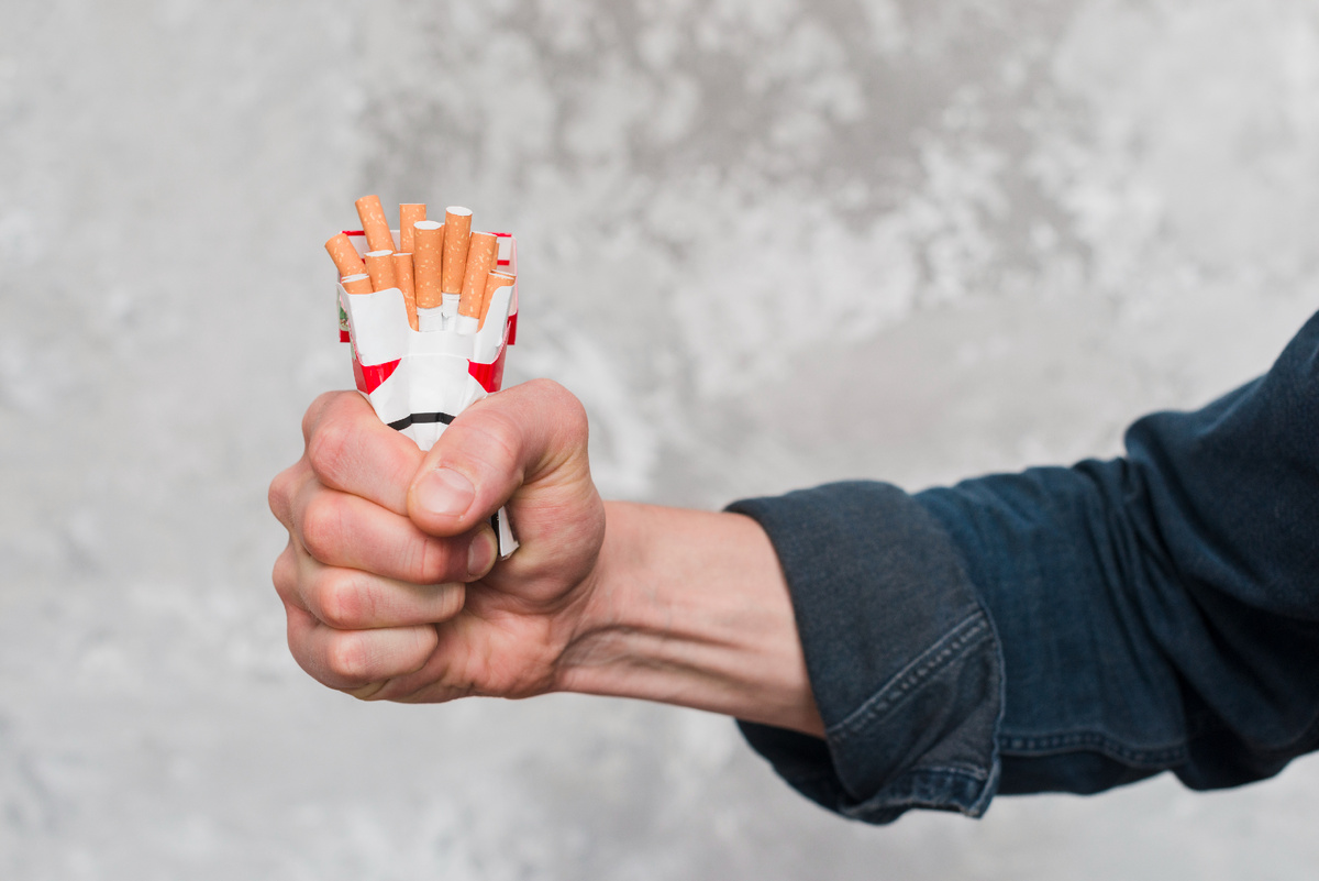 Абстинентный синдром при отказе от курения: как облегчить состояние? (источник изображения: freepik.com)