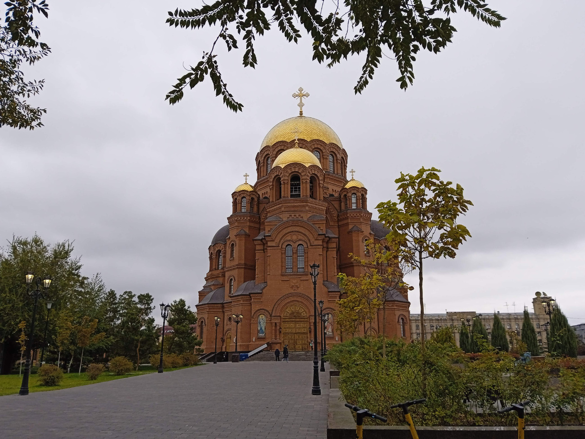 Александро-Невский кафедральный собор Волгограда