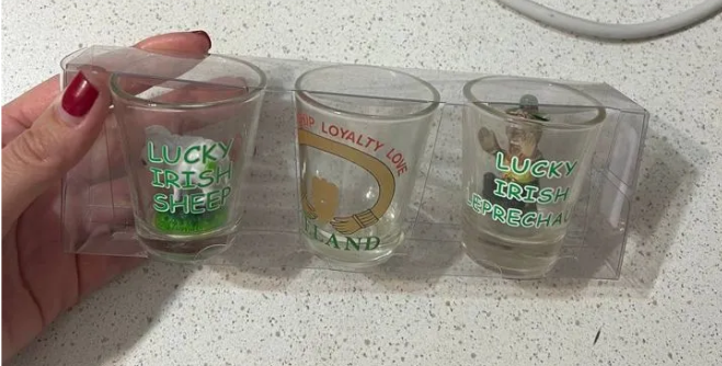 Авито, сувенирные рюмки