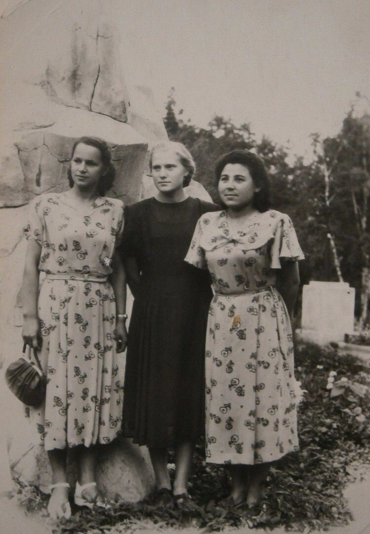 женская одежда 1938 года фото из интернета 