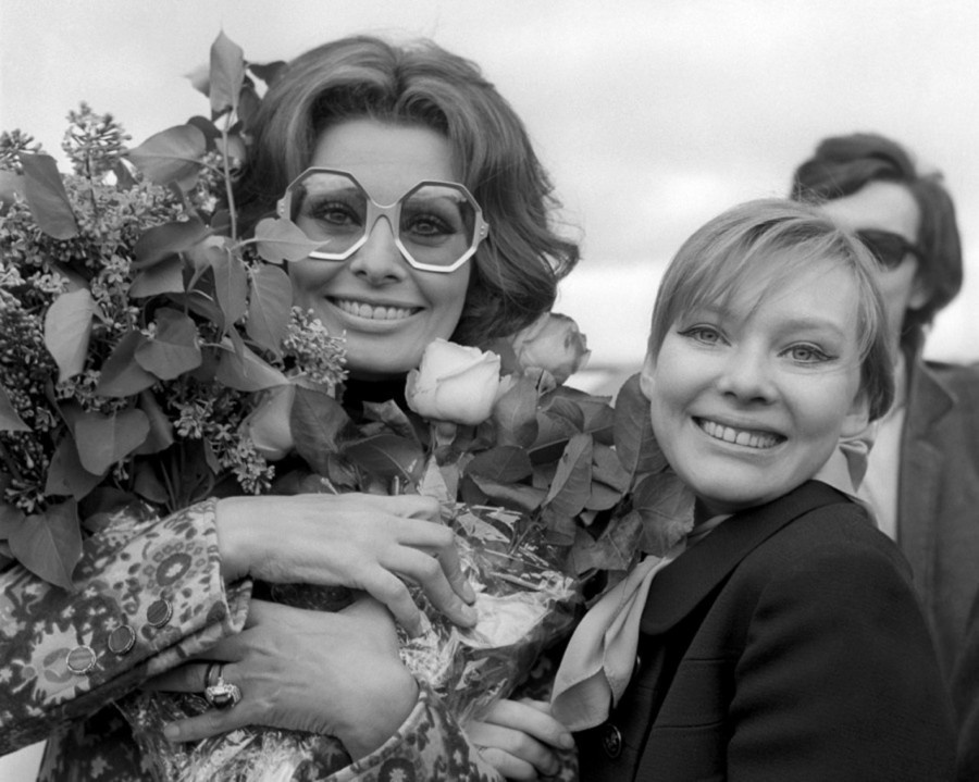 Софи Лорен и Людмила Савельева. Фото: Pinterest