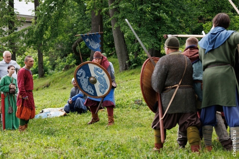    Военно-исторический клуб "Железная дружина" проведет в школах города практические семинары по истории    VIII-XI в   еков: ученикам 4−6-х классов расскажут о народах