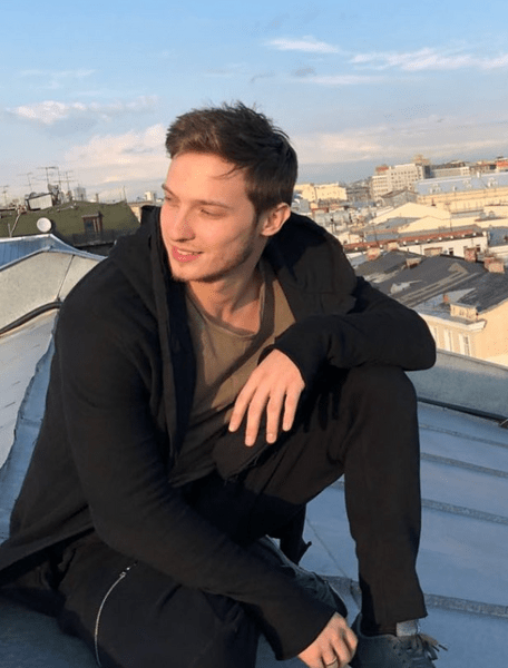 Стас Румянцев