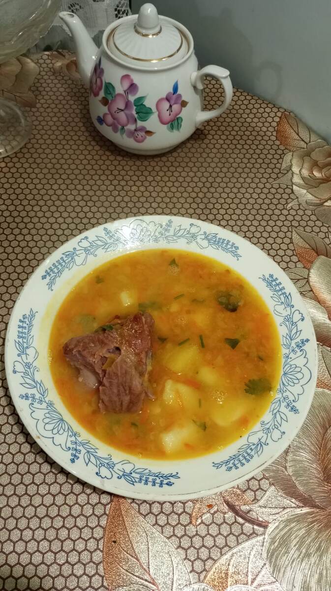 Разве это трудно? Сказал мой муж и сварил гороховый суп. А раньше для него это была невыполнимая задача. Какие удивительные метаморфозы! 🙂