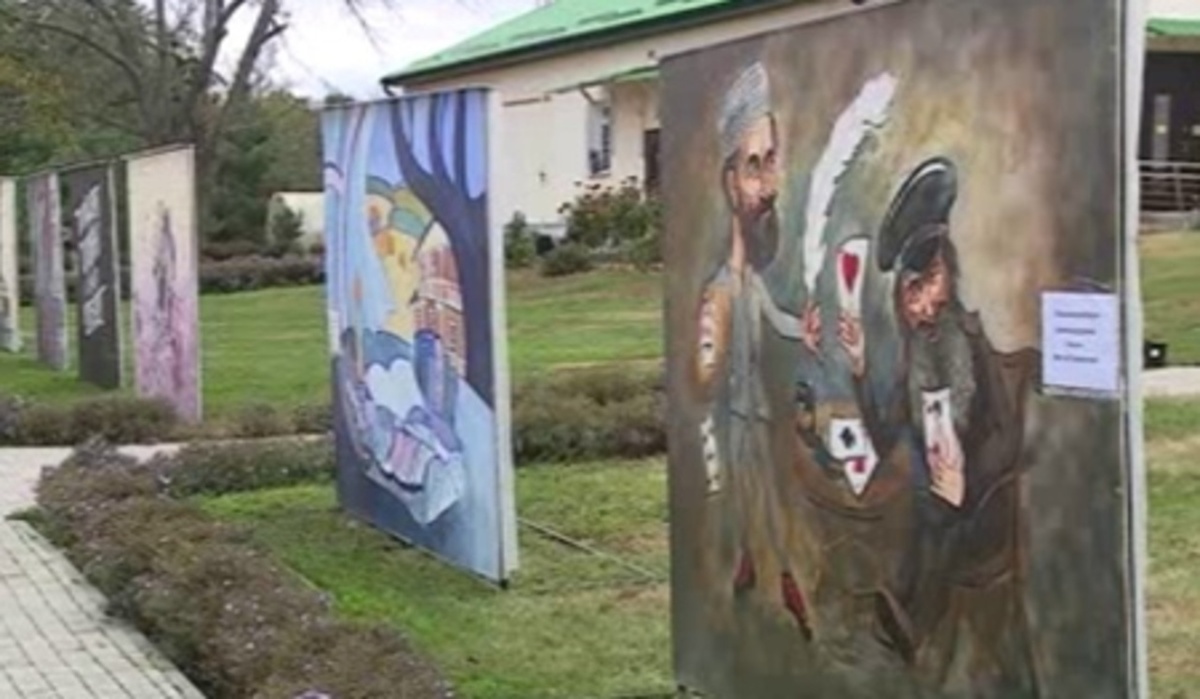    В усадьбе Фета в Курской области показали работы финалистов Всероссийского конкурса «Перо и кисть»