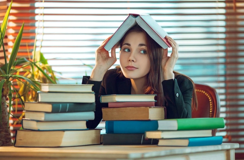 Документоведение или архивоведение? Вот в чем вопрос! Photo by "Ксю, у тебя удалёнка!"