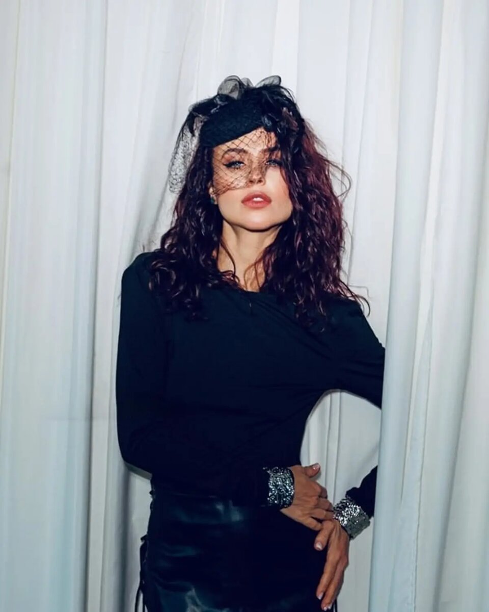    Мирослава Карпович