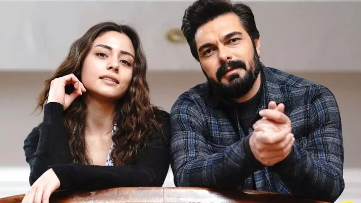 Сыла Тюркоглу и Халиль Ибрагим Джейхан на съемках "Доверенное"