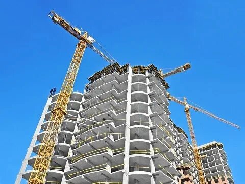 Многоэтажный дом строится в среднем за 3 года. Фото из открытых источников сети интернет