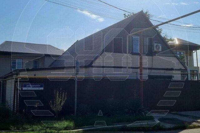    Фото:  Telegram-канал Shot/ Бывший дом Тюленевых в Анапе.