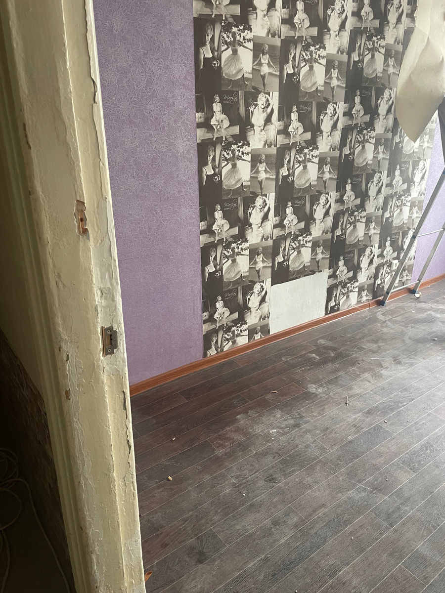 Вот так выглядела комната до ремонта