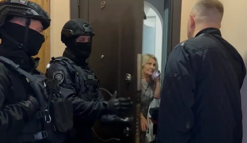    Фото: Пресс-служба ГУ МВД России по Петербургу и Ленобласти/ скришот оперативного видео