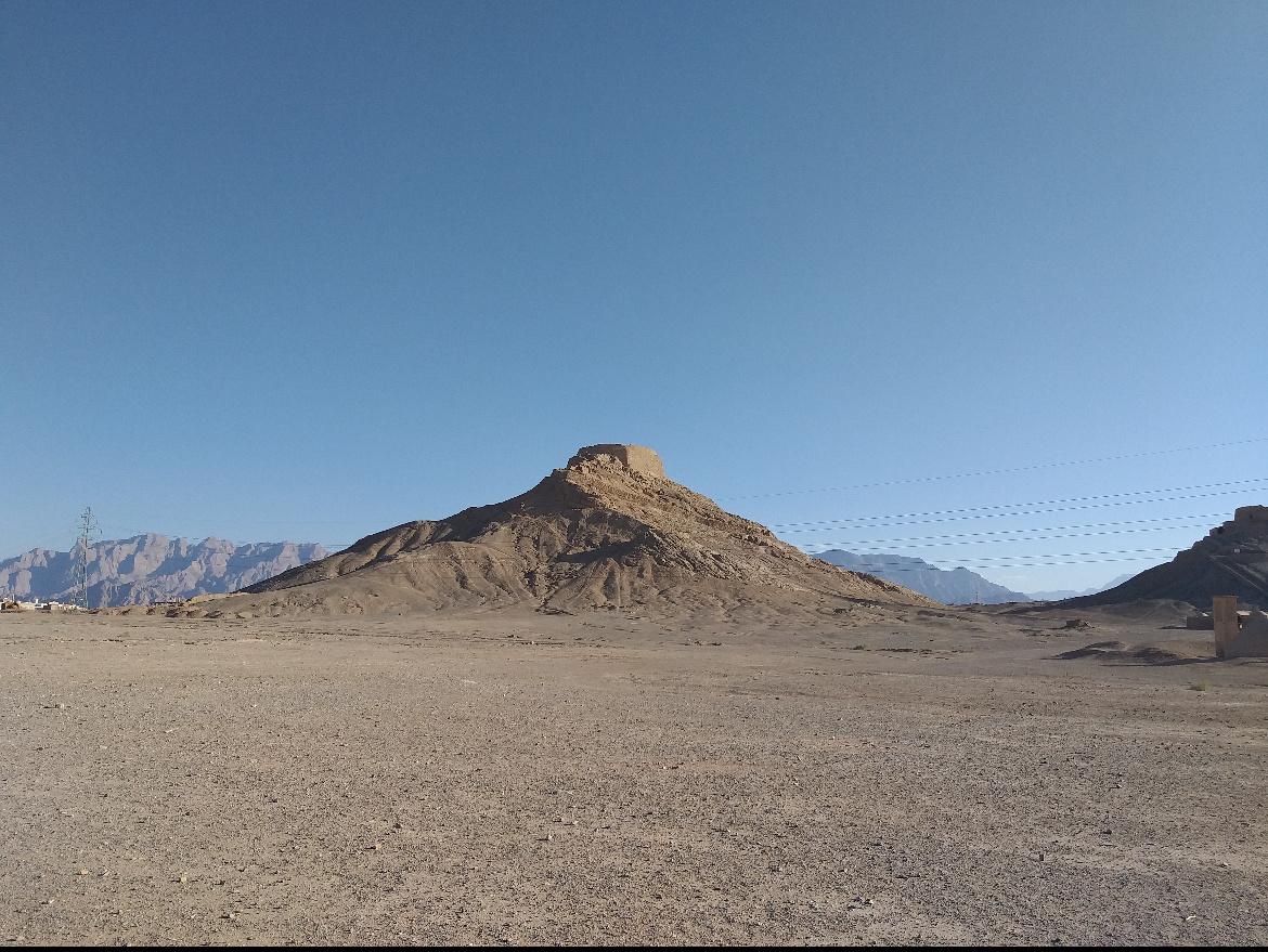 Башня молчания. Язд (Иезд). Иран.