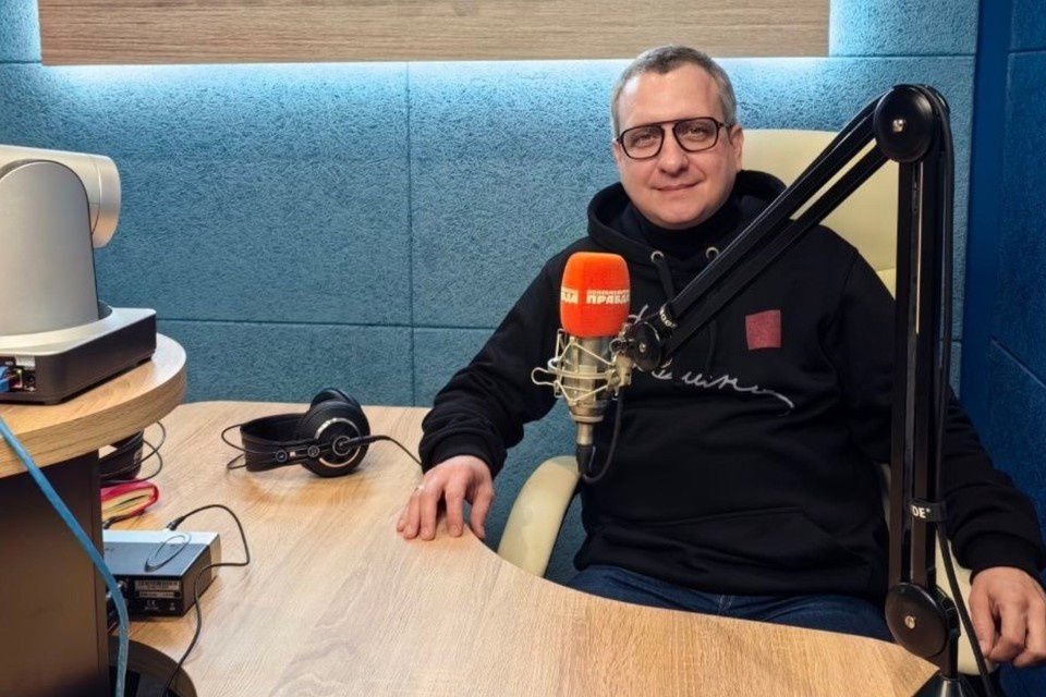    Денис Бокурадзе в студии радио «КП-Самара».