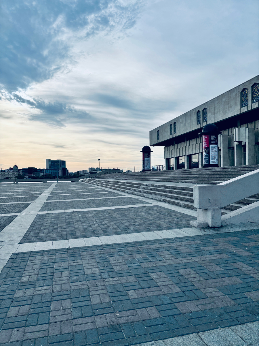 Старт экскурсии от театра Камала