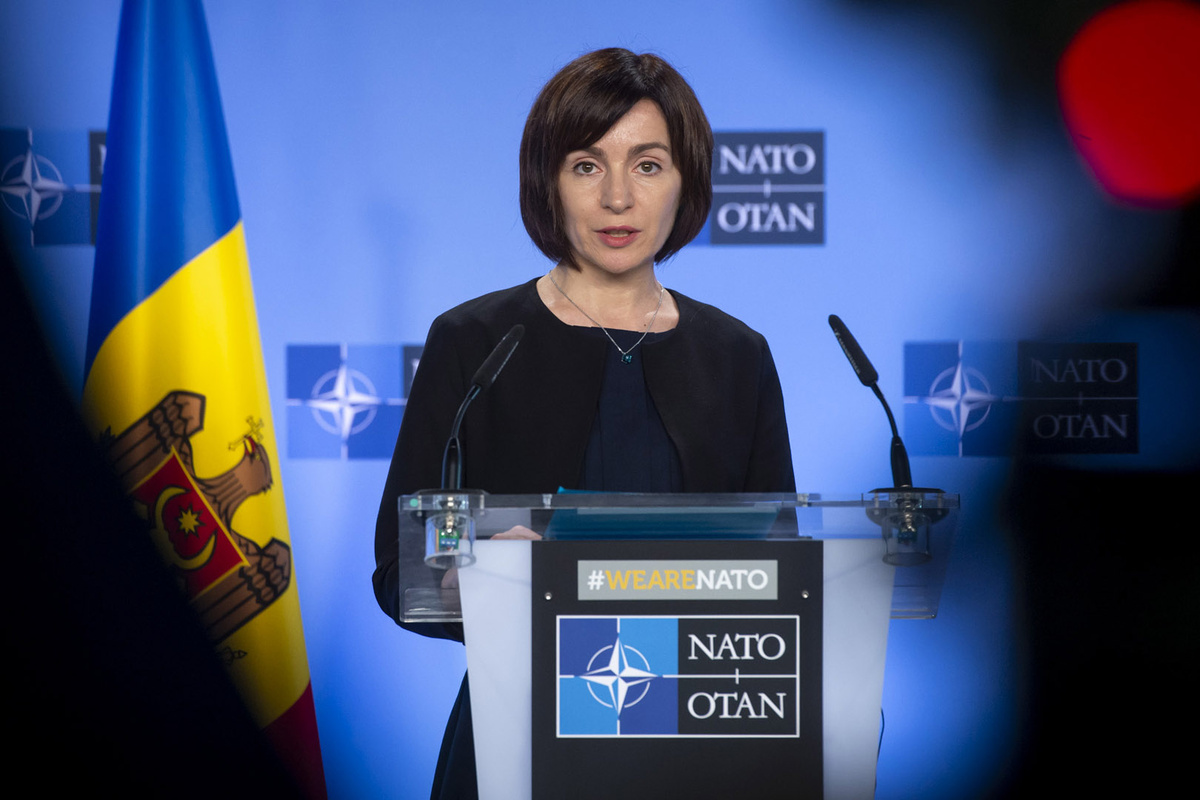 Фото: NIDS/NATO Multimedia Library