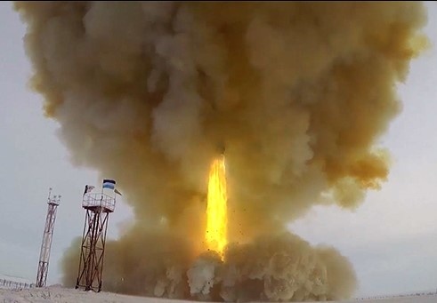 Пуск ракеты комплекса «Авангард» (Википедия) 