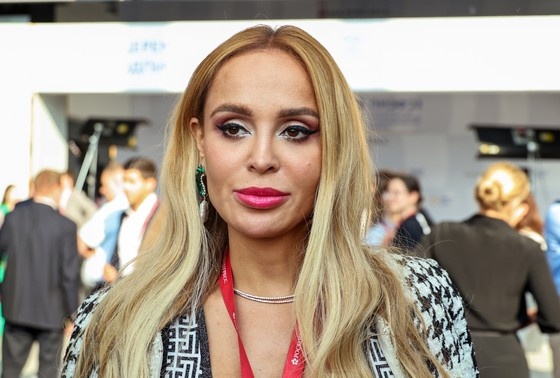    Анна Калашникова